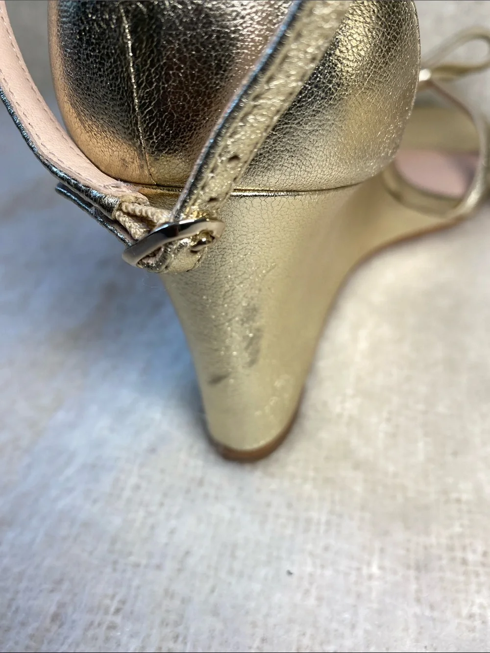 kate spade Metallic Gold Bow Ankle-Strap Heels Size 9.5